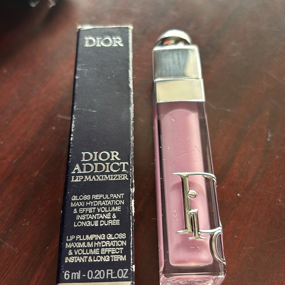 DIOR ADDICT LIP MAXIMIZER .# 063 pink lilac. New